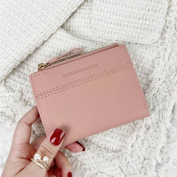 ⚠️Clearance Pink Fold-over Wallet / Cardholder - Picture 4 of 5